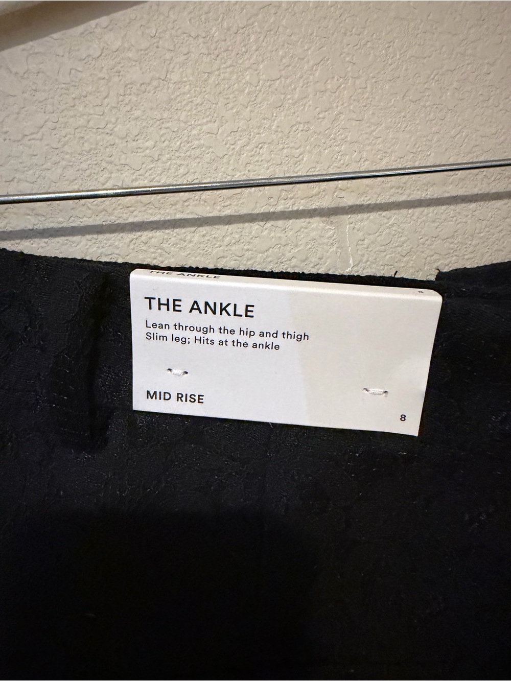 NWT Ann Taylor The Ankle Pant Black Embossed Floral Size 8 Work Office Career - Picture 8 of 8